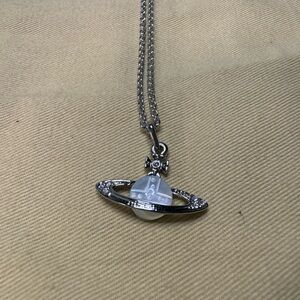White Vivienne Westwood Saturn Necklace